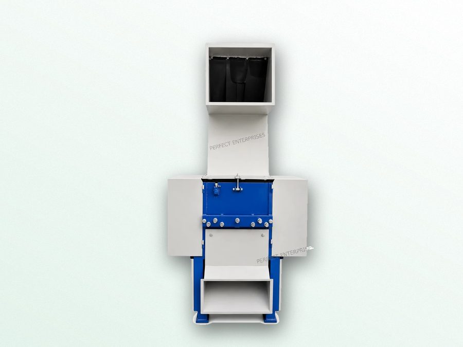 Plastic scrap reprocessing machine assembled at the workshop